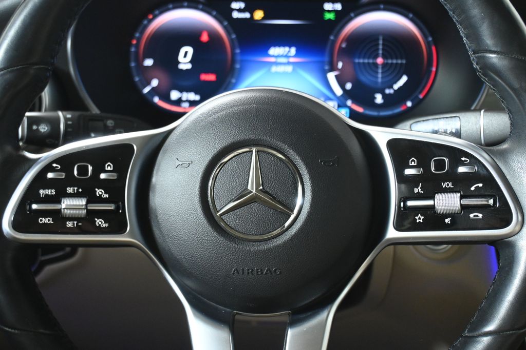 Thumbnail: 2021 Mercedes-Benz GLC - 17