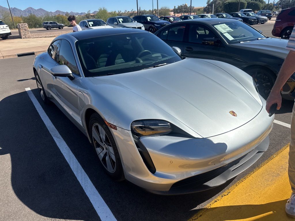 Thumbnail: 2023 Porsche Taycan - 3