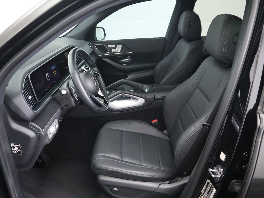 Thumbnail: 2025 Mercedes-Benz GLE - 20