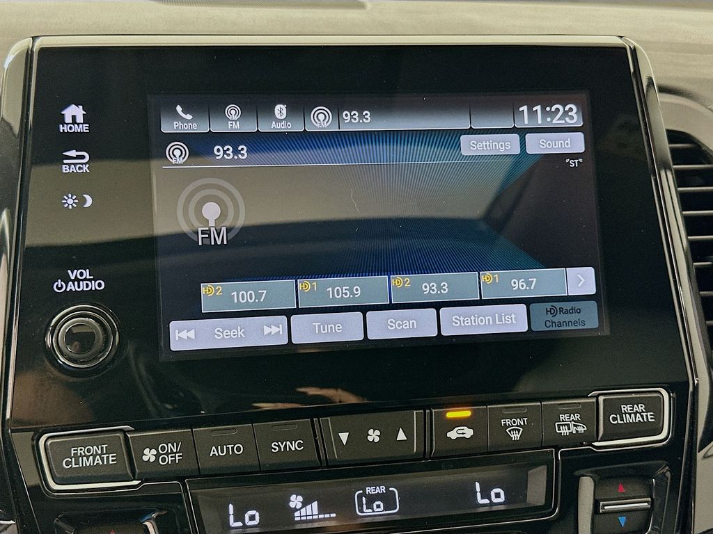 Thumbnail: 2018 Honda Odyssey - 14