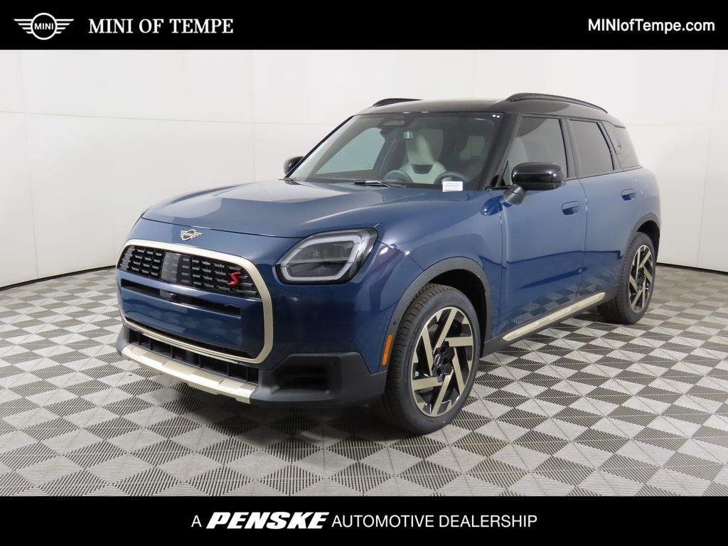 2025 MINI Cooper Countryman Base Hero Image