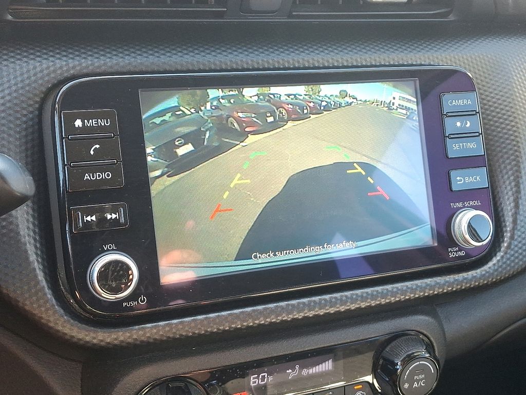 Thumbnail: 2021 Nissan Kicks - 18