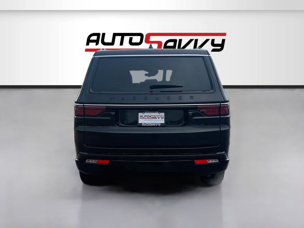Used 2025 Black Jeep Base image 6