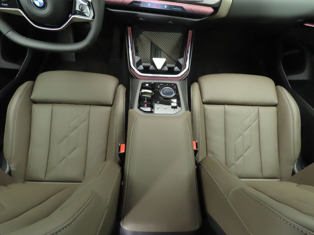 Thumbnail: 2025 BMW X3 - 18