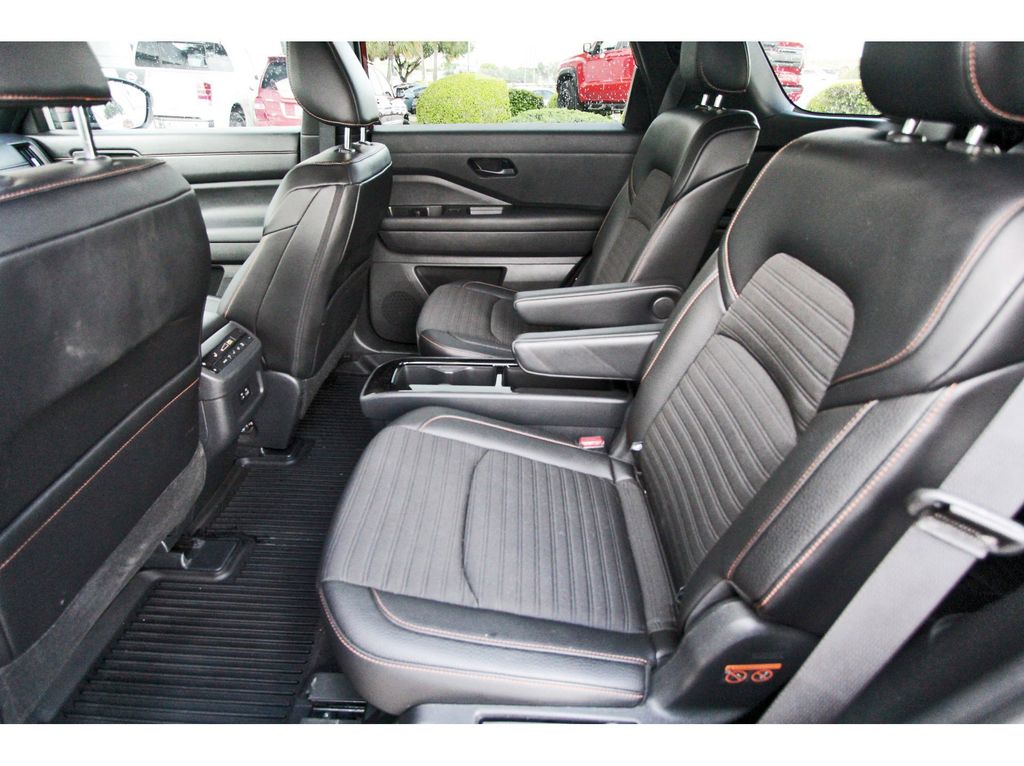 2024 Nissan Pathfinder Rock Creek - 6