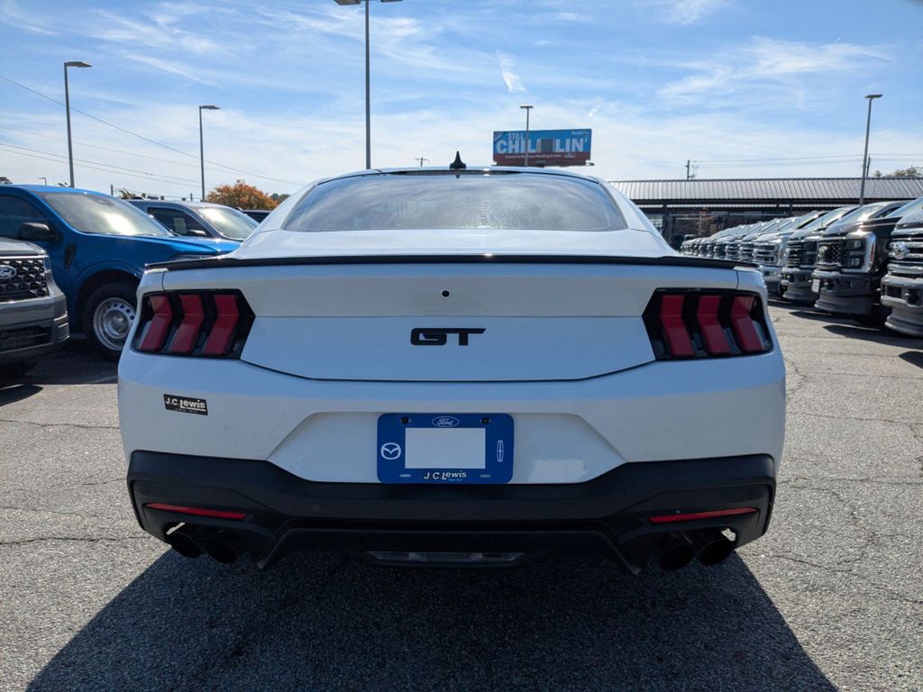 2025 Ford Mustang GT Premium Fastback