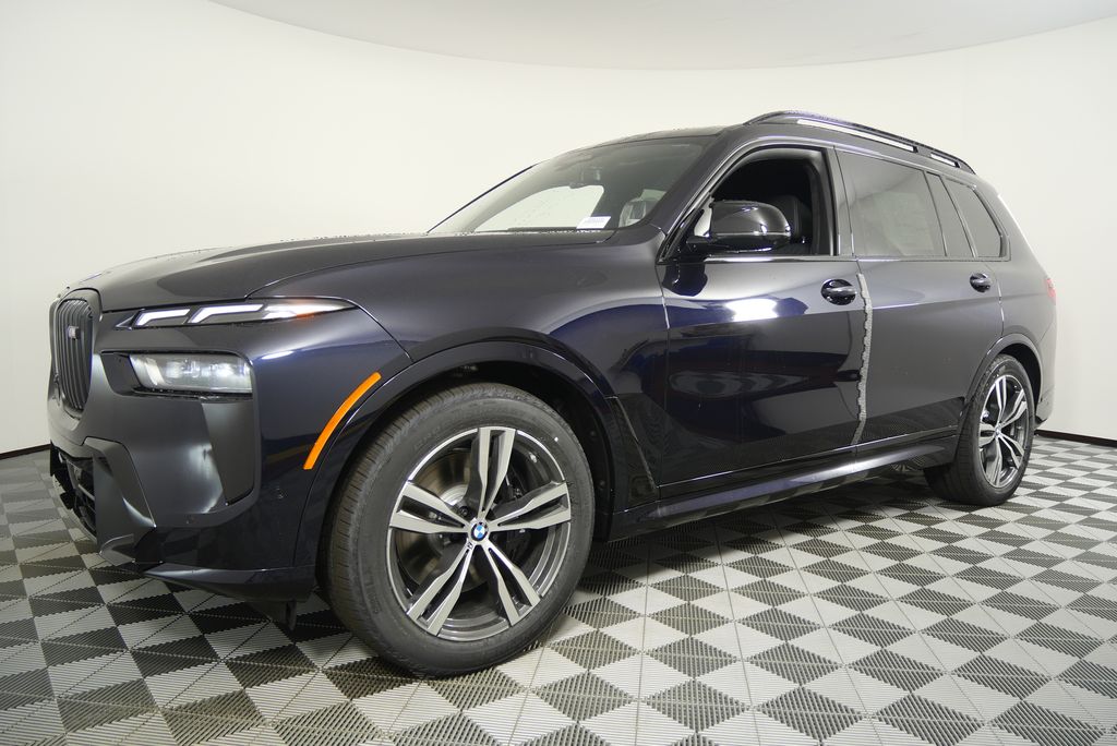 Thumbnail: 2026 BMW X7 - 8