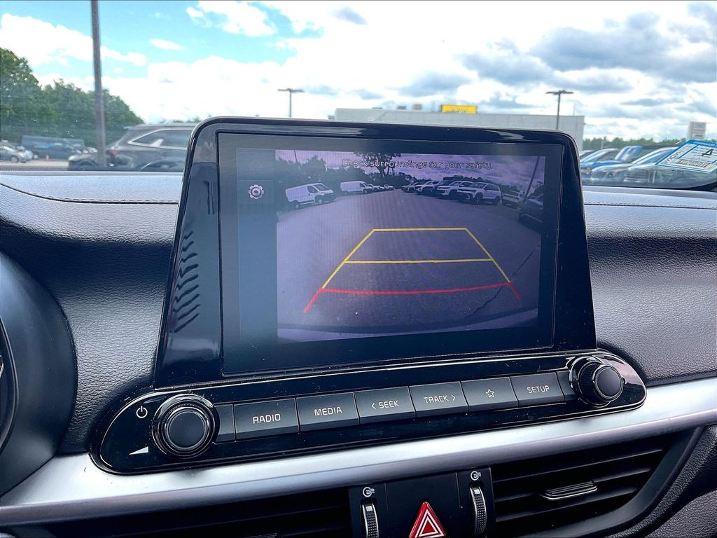 2024 Kia Forte — photo 18