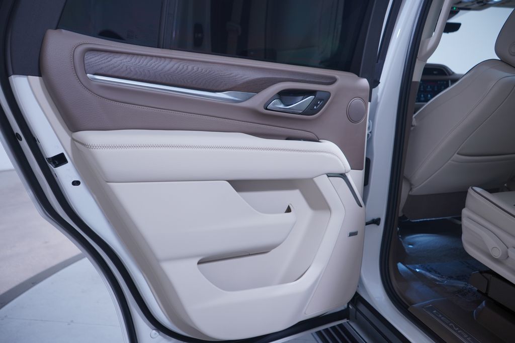 Thumbnail: 2024 GMC Yukon - 15