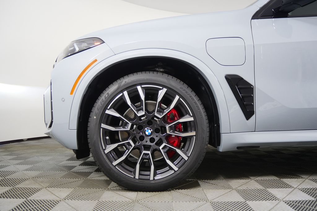 Thumbnail: 2026 BMW X5 - 7