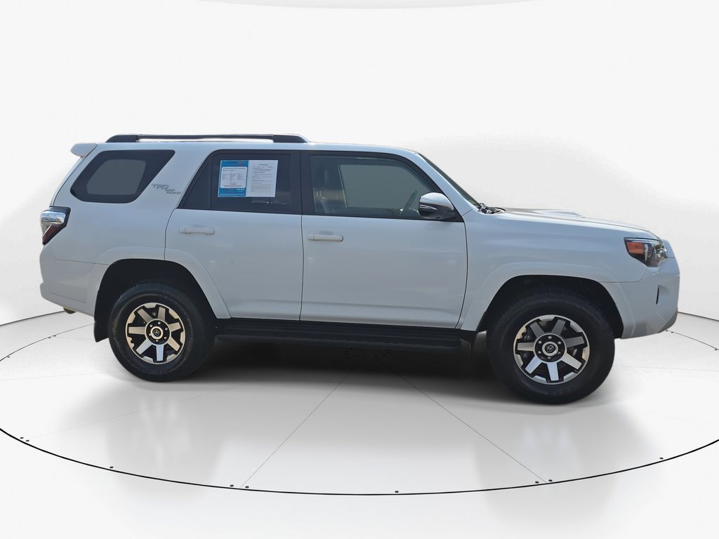 2024 Toyota 4Runner TRD Off-Road Premium photo 3