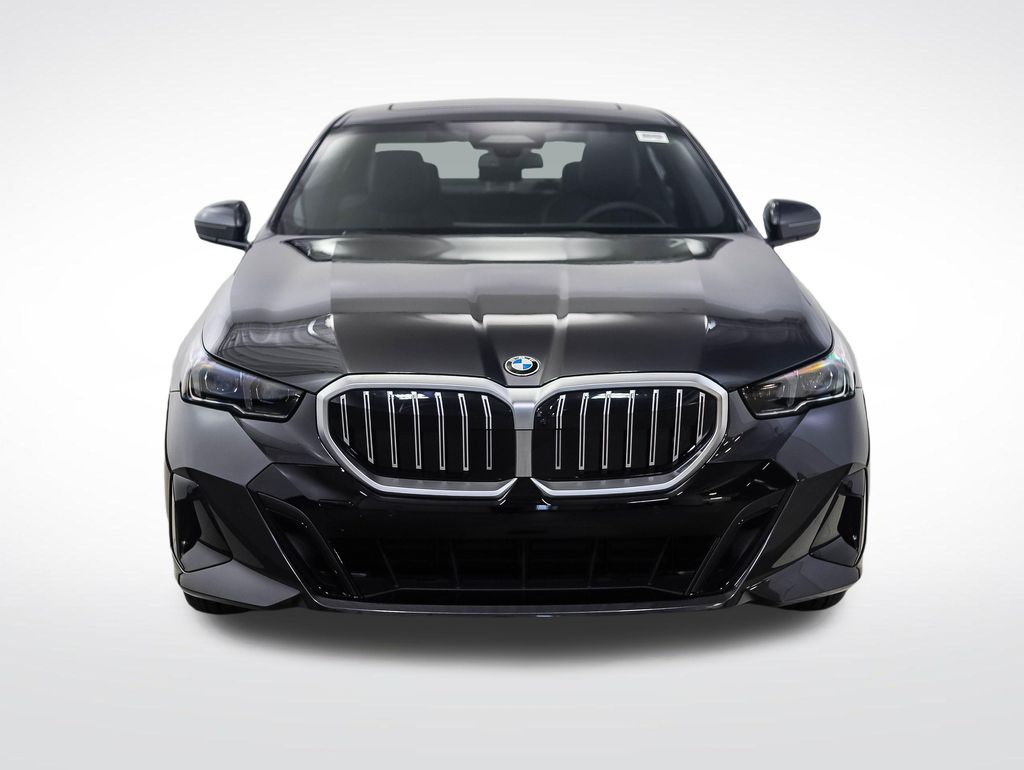 Thumbnail: 2027 BMW 5 Series - 8