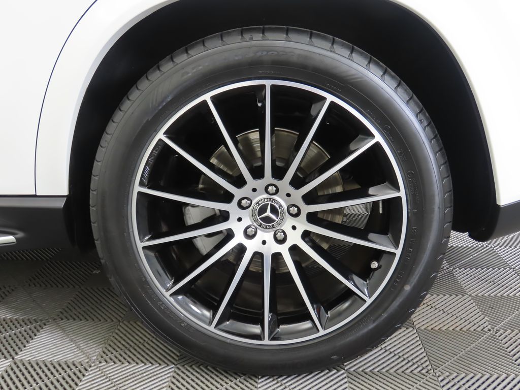 Thumbnail: 2023 Mercedes-Benz GLE - 30