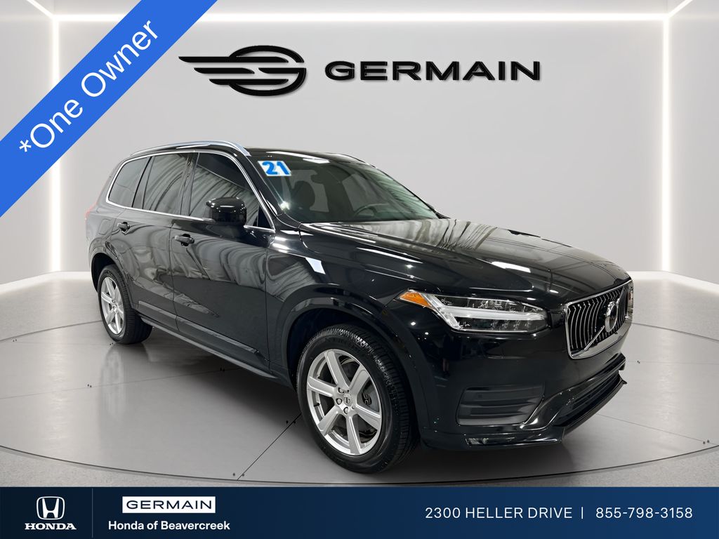  2021 Volvo XC90 T6 Momentum 7-Passenger AWD   