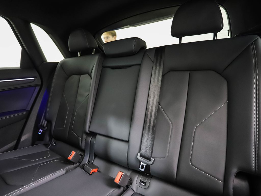 Thumbnail: 2022 Audi Q3 - 23