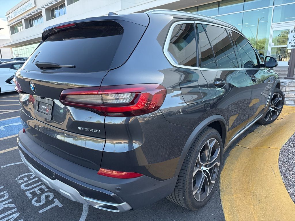 Thumbnail: 2023 BMW X5 - 5