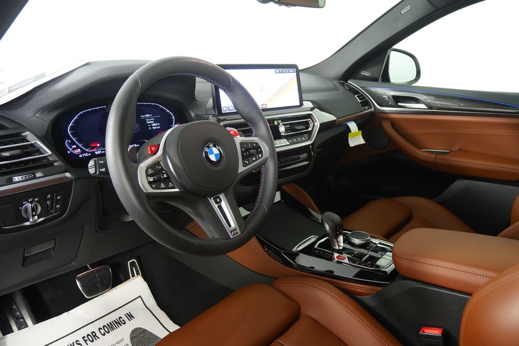 Thumbnail: 2025 BMW X4 - 16
