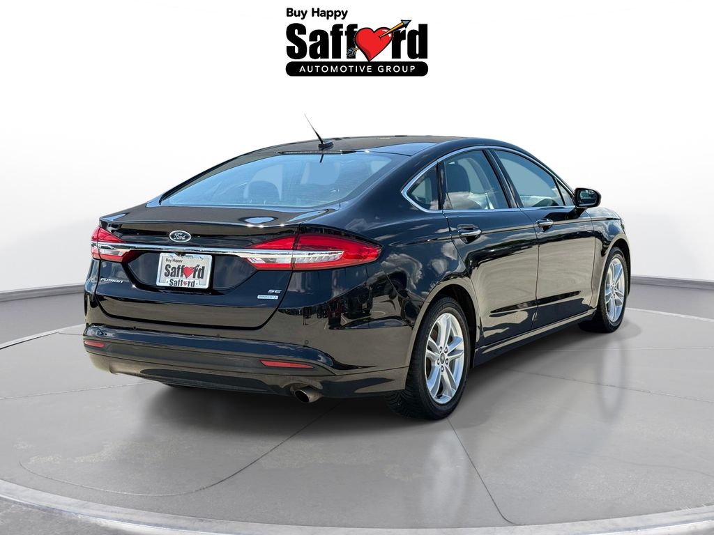 Used 2018 Black Ford SE image 9