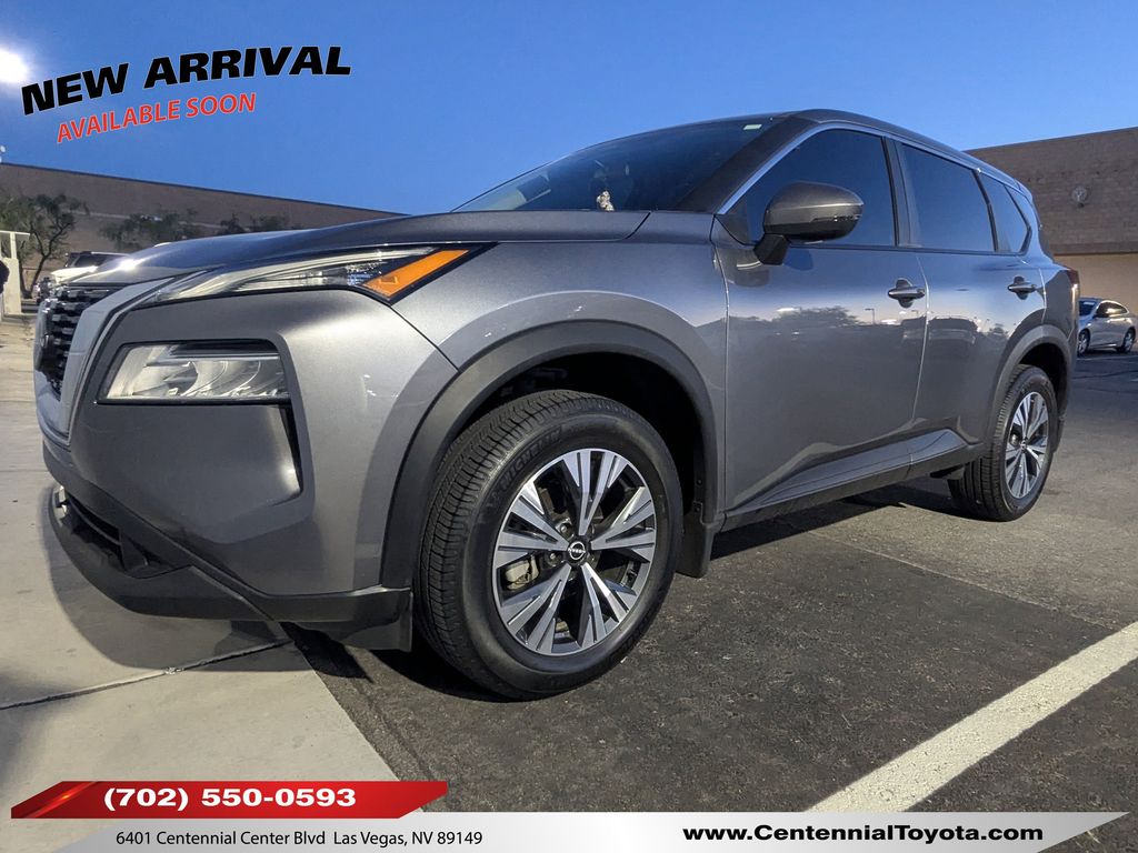 2022 Nissan Rogue SV FWD's photo