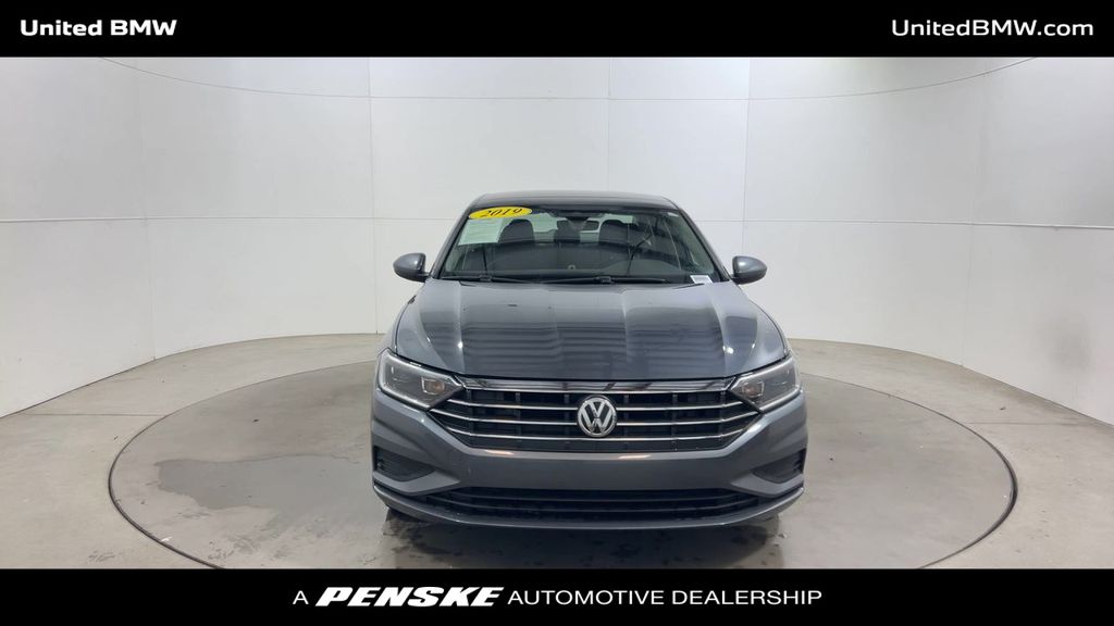 2019 Volkswagen Jetta SEL 3