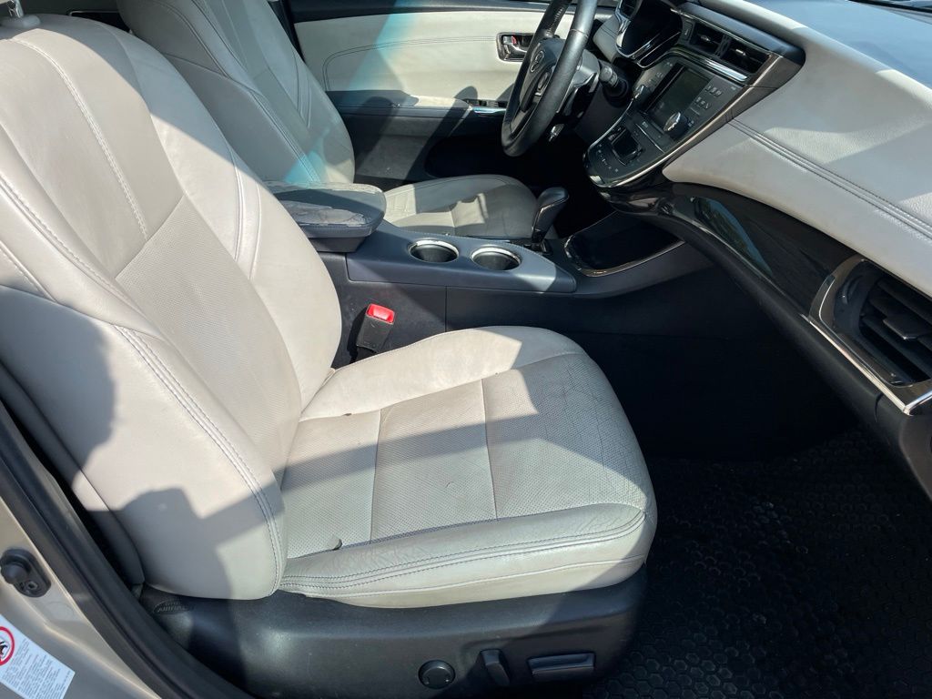 Used Car 2013 Toyota Avalon  Limited For Sale Under $15,000 In Georgetown, Texas