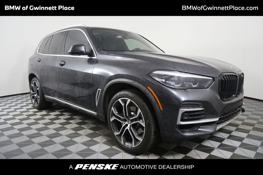 Thumbnail: 2022 BMW X5 - 1