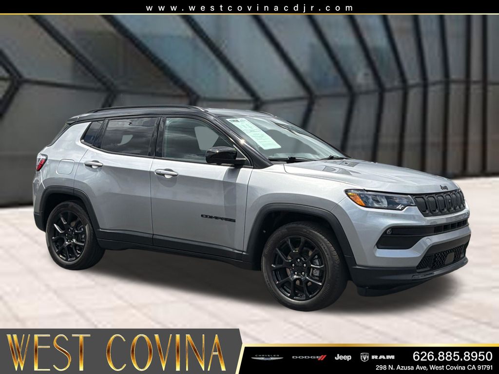 Billet Silver Metallic 2022 Jeep Compass Latitude FWD SUV / Crossover Front-Wheel Drive 6-Speed Automatic