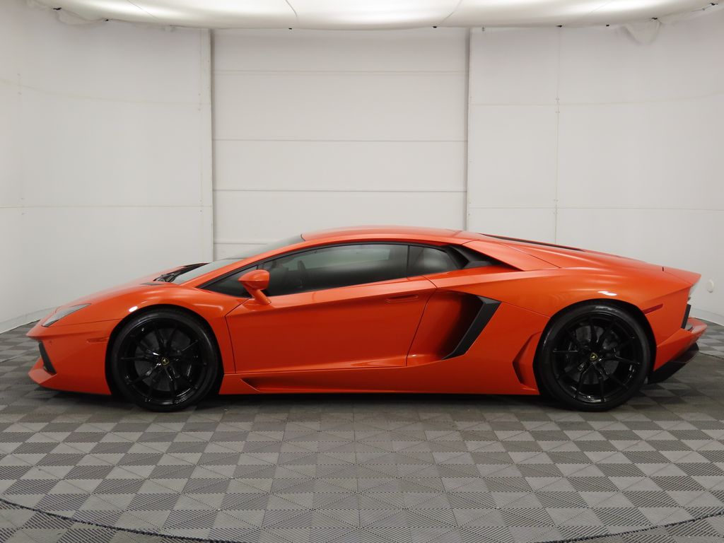 2013 Lamborghini Aventador LP700 8