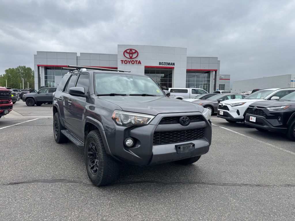 2016 Toyota 4Runner SR5 4x4 V6's photo