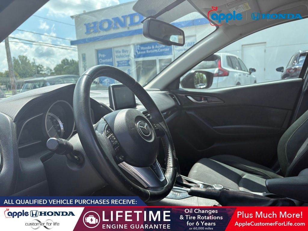 2015 Mazda Mazda3 Hatchback i Touring