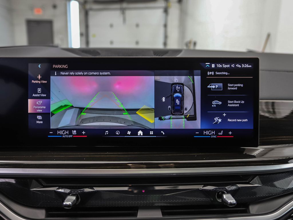 Thumbnail: 2025 BMW X7 - 18