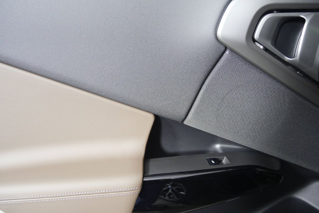 Thumbnail: 2026 BMW X3 - 13