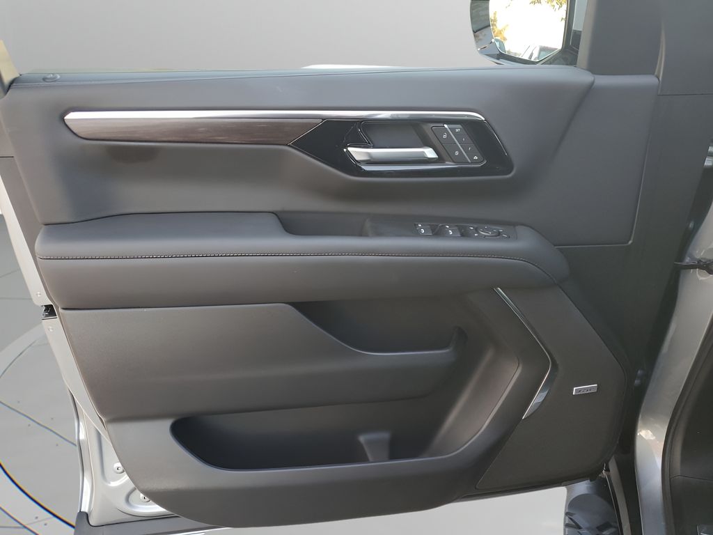 Used Car 2025 Chevrolet Tahoe  Z71 For Sale Under $70,000 In Austin, Texas