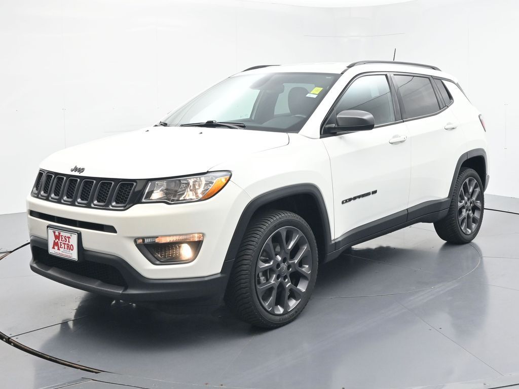 White Clearcoat 2021 Jeep Compass SUV / Crossover Four-Wheel Drive 9-Speed Automatic