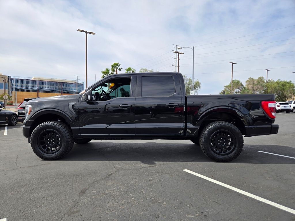 View vehicle photo 3