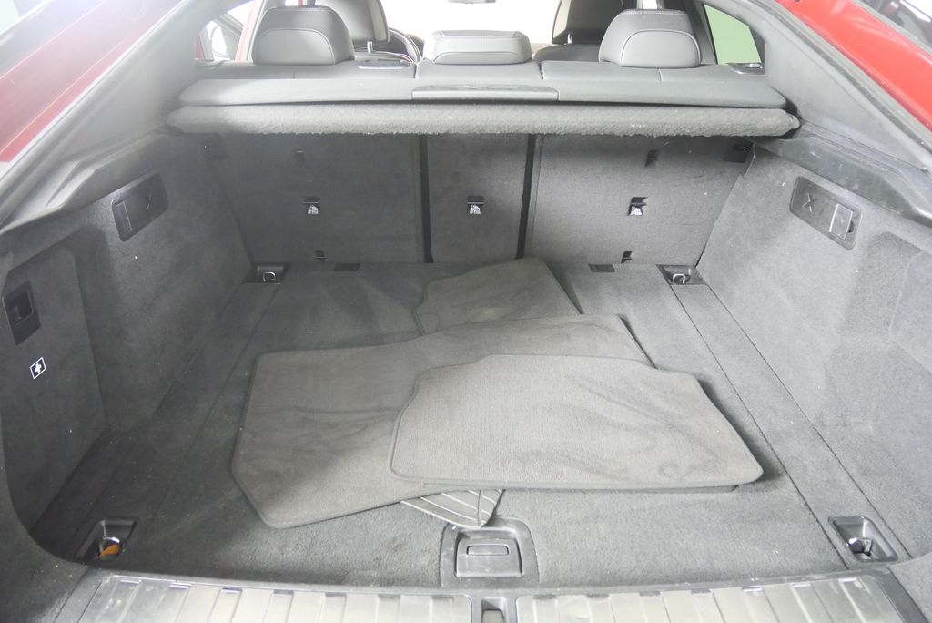 Thumbnail: 2022 BMW X6 - 17