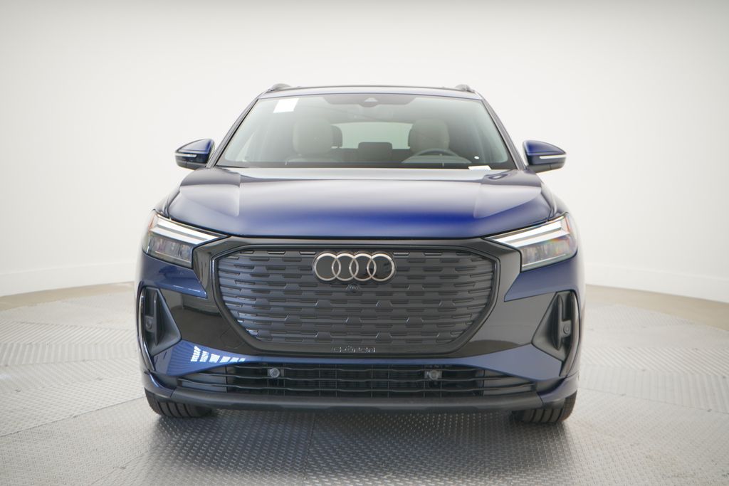 2025 Audi Q4 e-tron  5