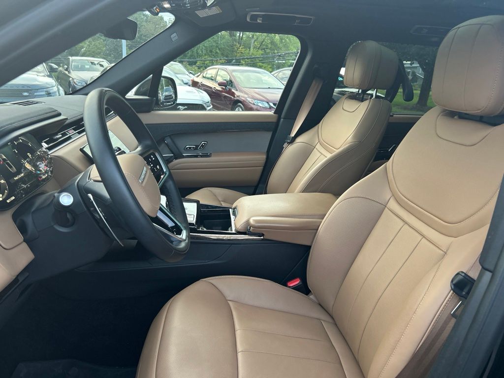 Certified Used 2025 Black Land Rover SE image 14