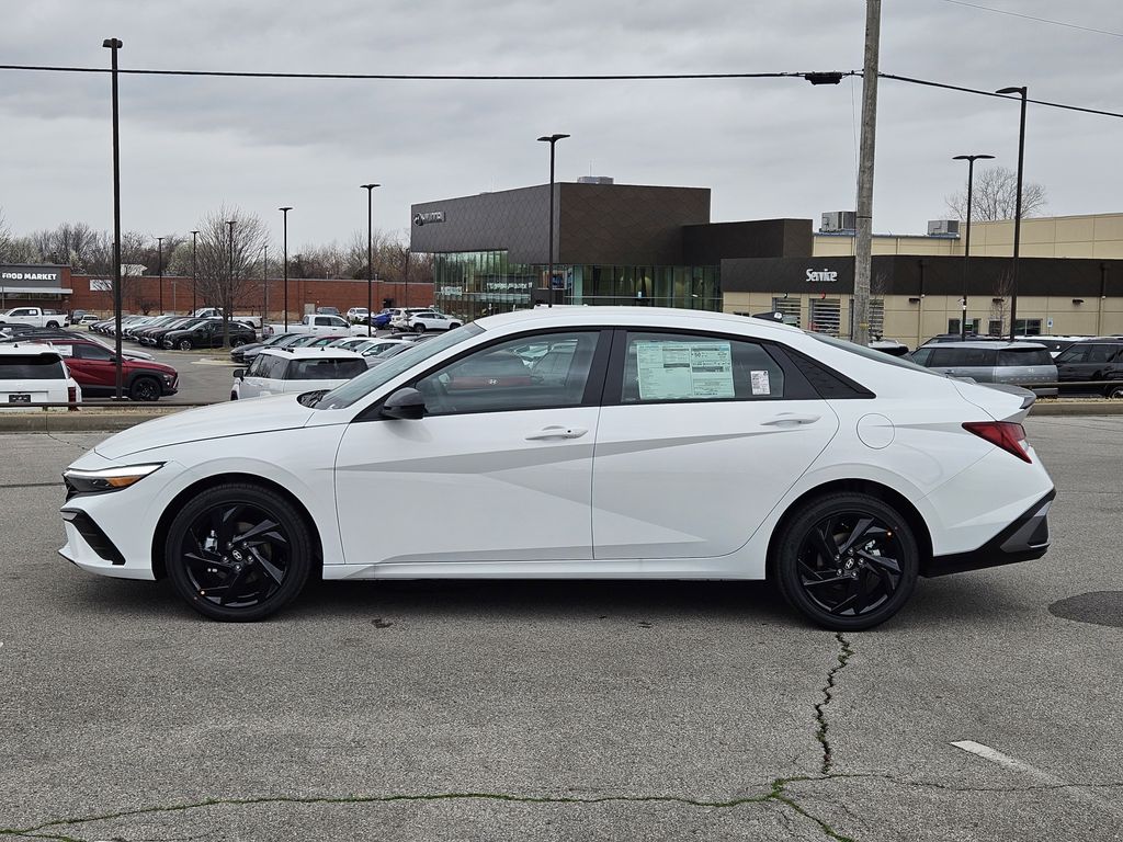 2026 Hyundai Elantra Hybrid