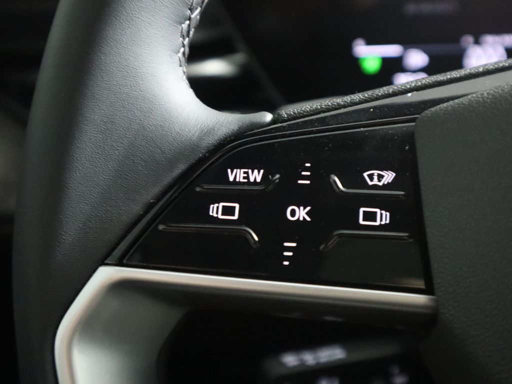 Thumbnail: 2025 Audi Q5 - 12