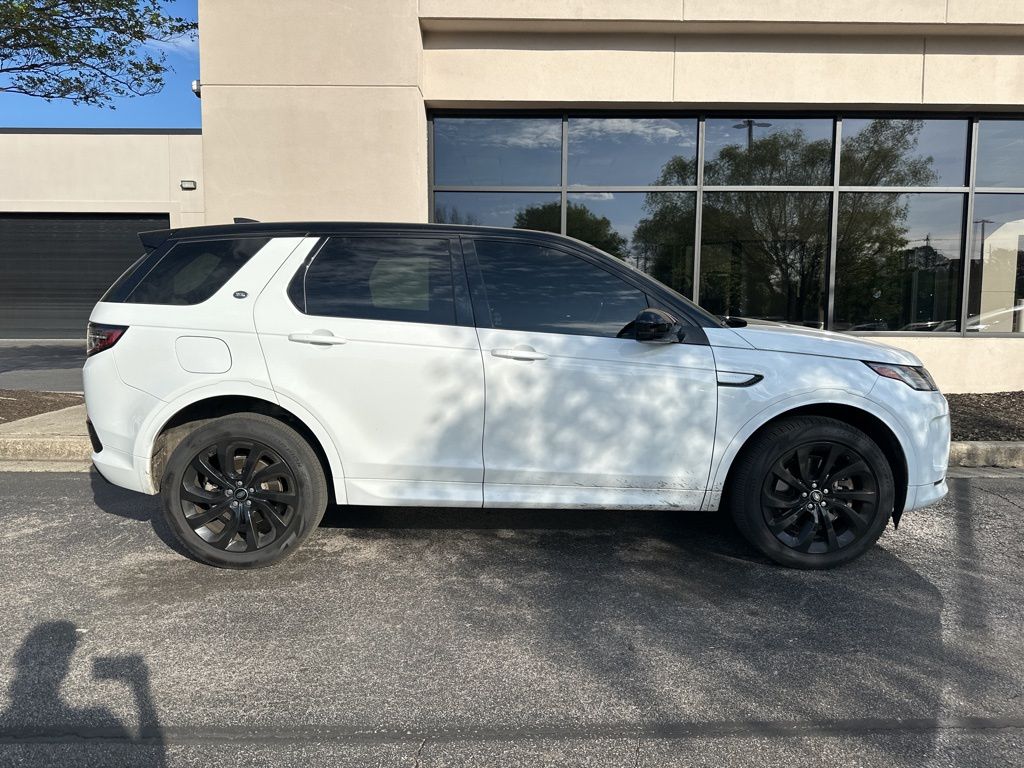 Used 2023 White Land Rover S R-Dynamic image 2