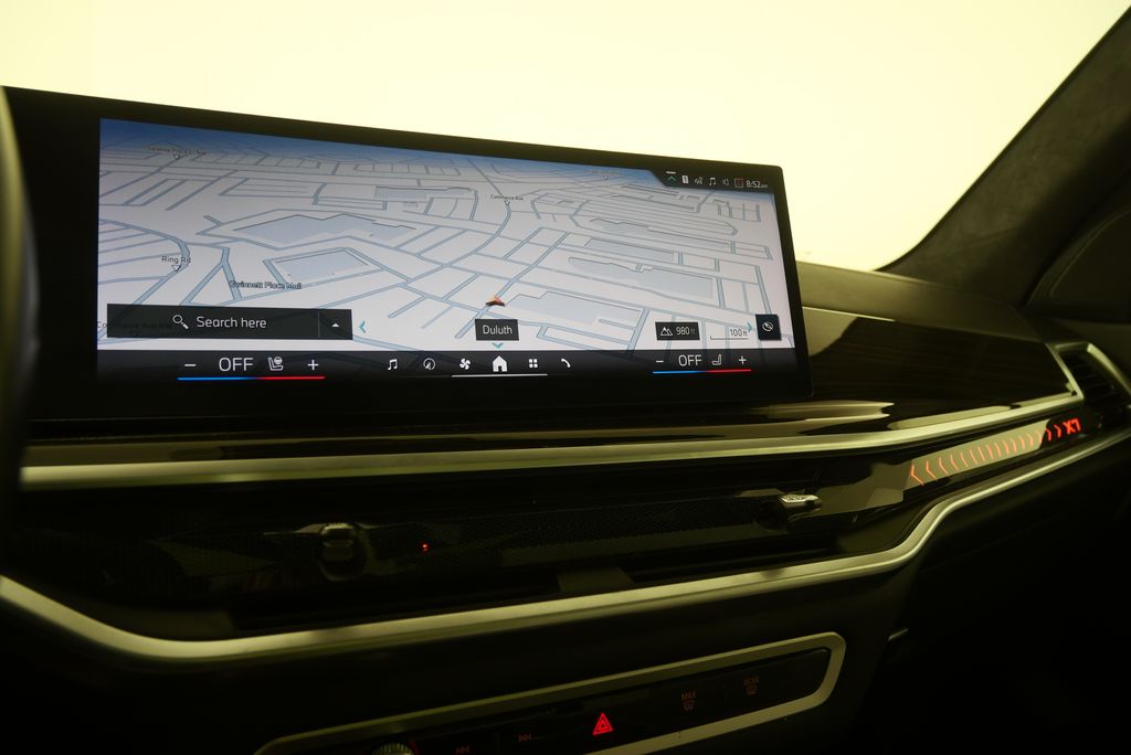 Thumbnail: 2024 BMW X7 - 21