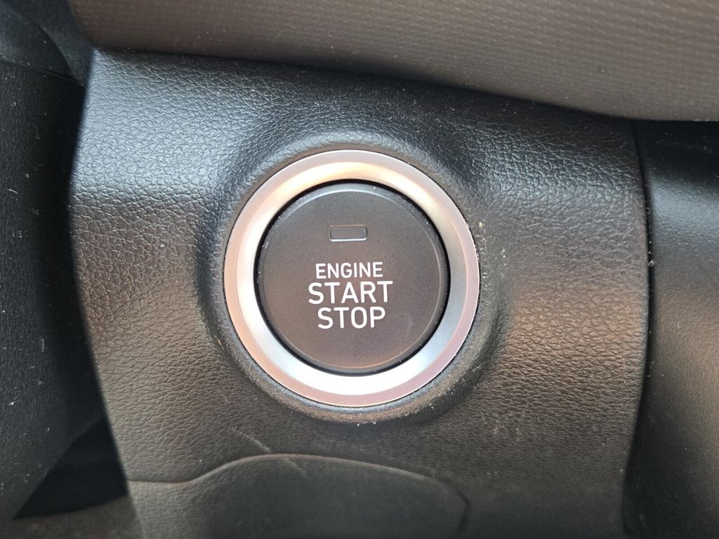 2023 Hyundai Kona - $19,599