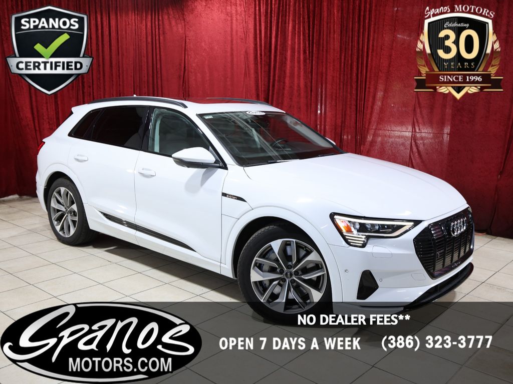 Glacier White Metallic 2021 Audi e-tron SUV / Crossover All-Wheel Drive Automatic