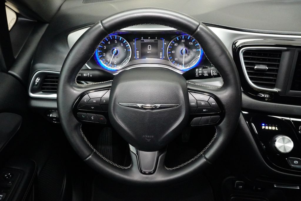 Used Car 2018 Chrysler Pacifica  Touring Plus For Sale Under $20,000 In Weatherford, Texas