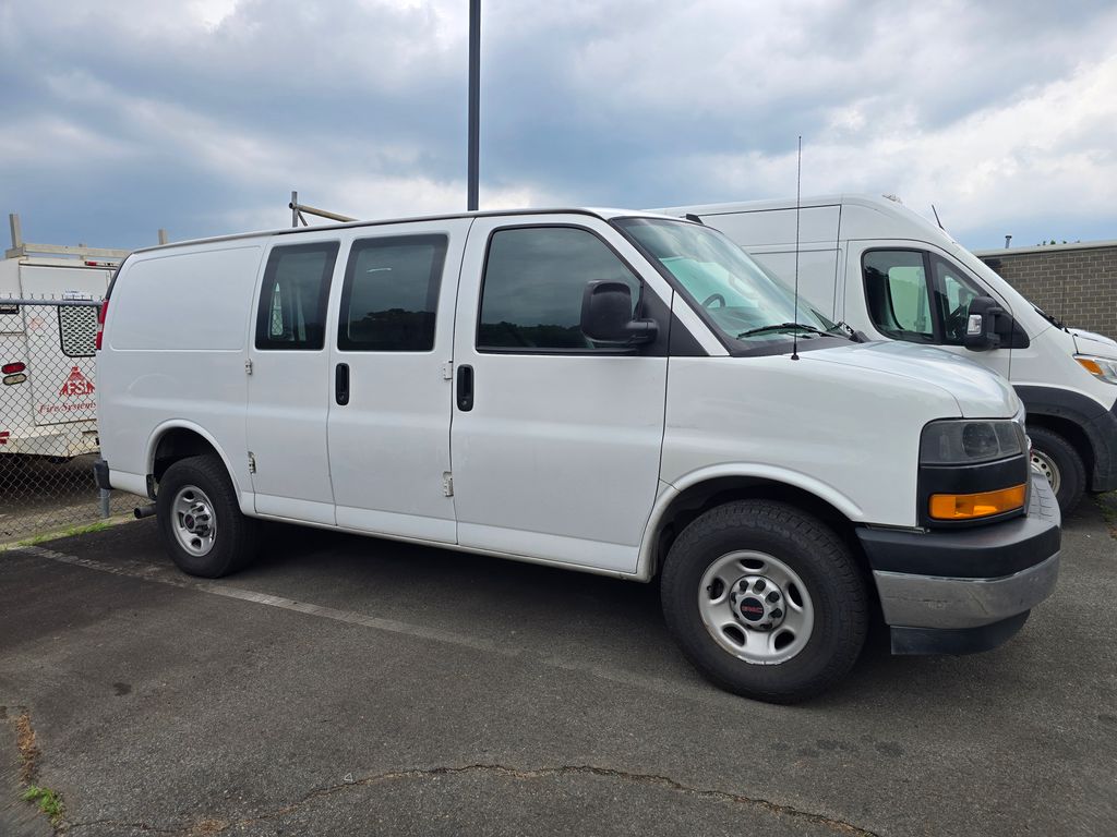 Summit White 2021 GMC Savana Cargo 2500 RWD Van Rear-Wheel Drive 8-Speed Automatic Overdrive