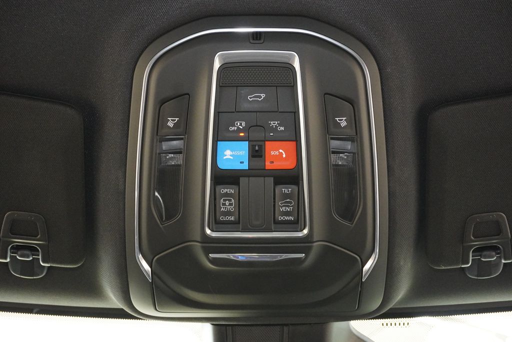Used Car 2025 Jeep Grand Cherokee  Laredo X For Sale Under $35,000 In Weatherford, Texas