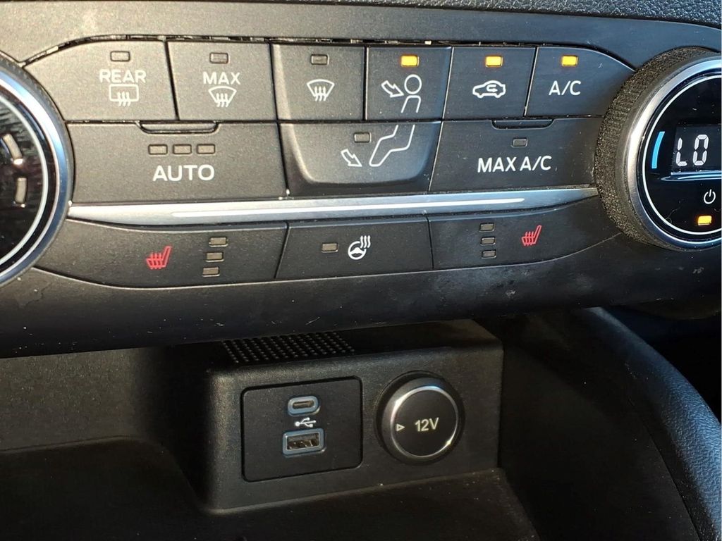 Used 2020 White Ford SEL image 7