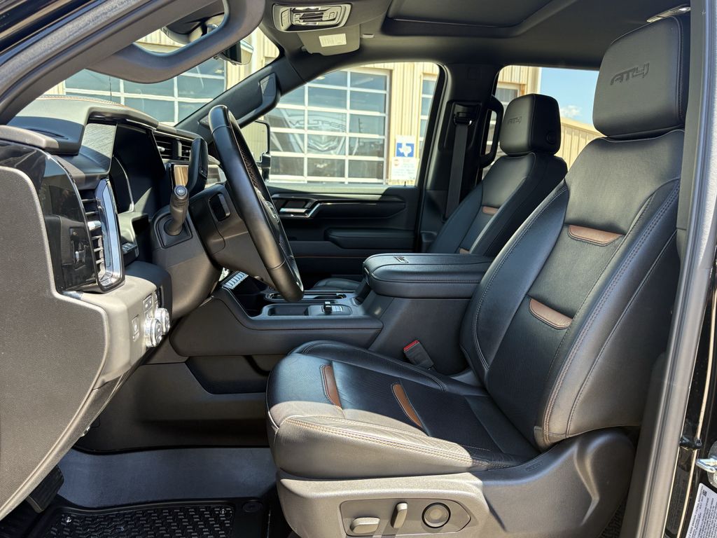 2024 GMC Sierra 2500HD AT4 - 11