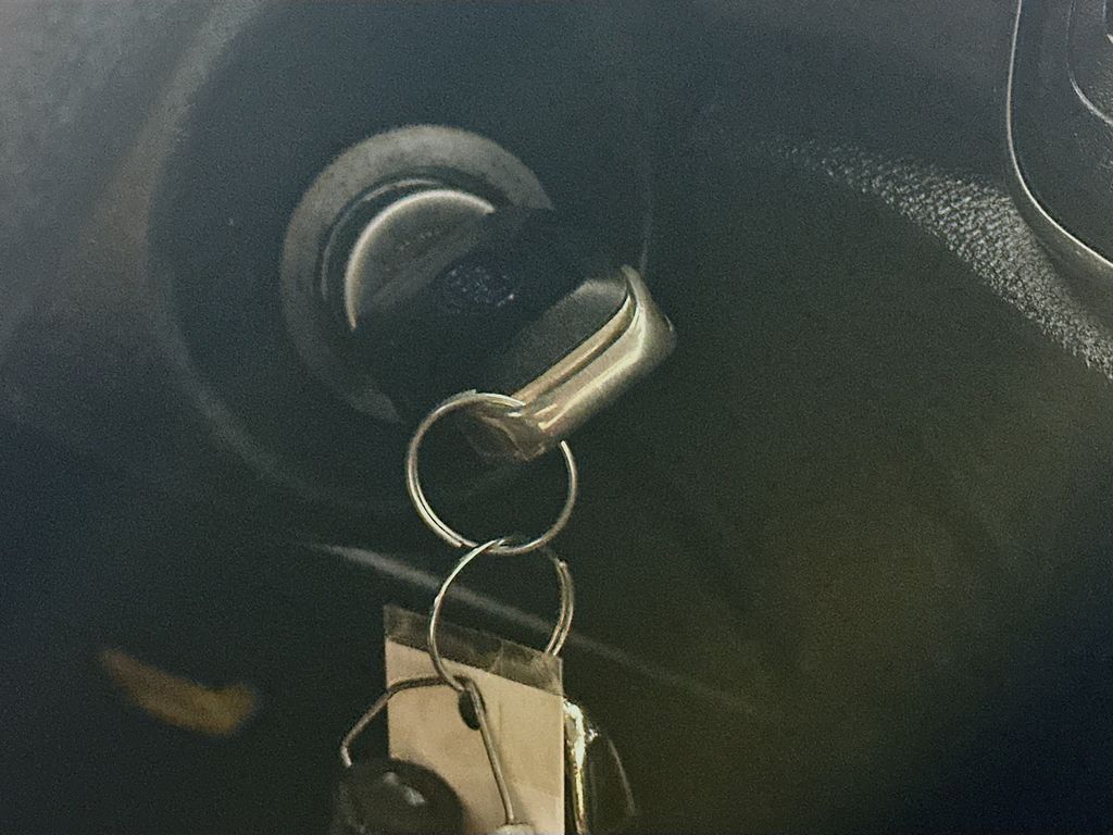 Used 2021 Gray Ford XL image 27